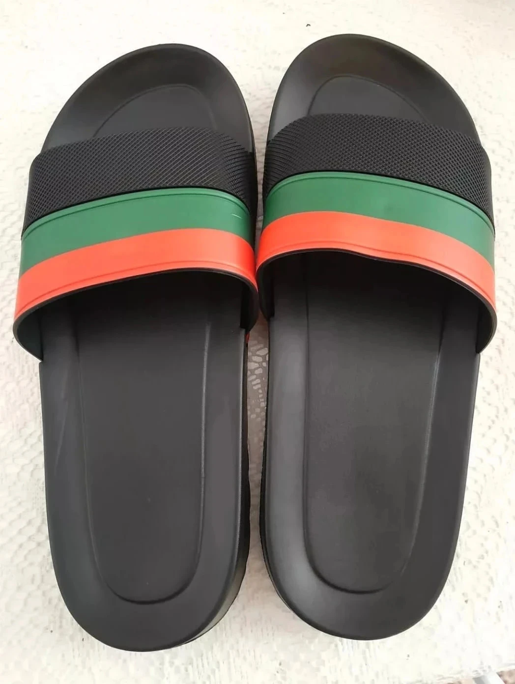Claquettes pour homme ou femme PVC Taille 42